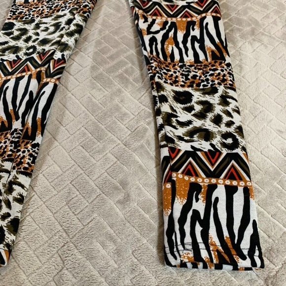 True Rock Womens Small Leggings Cozy Faux Fur Lined Animal Print Pull On Pants - Picture 11 of 11